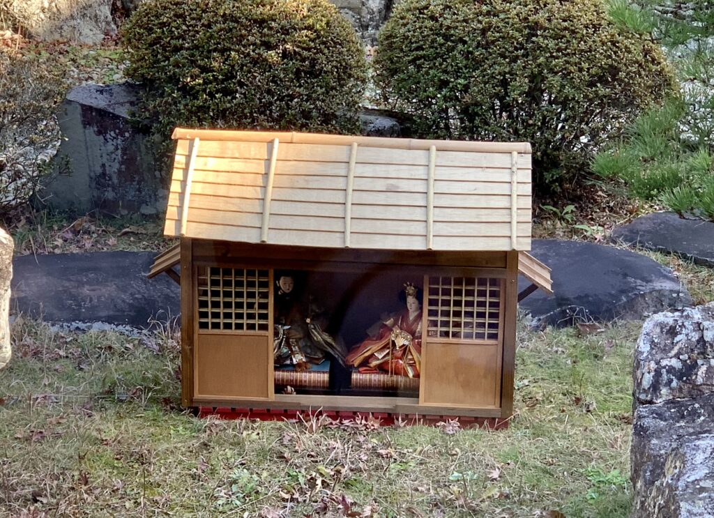 アウトドア雛人形