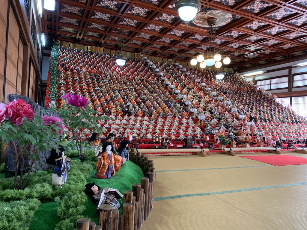 大規模ひな祭り